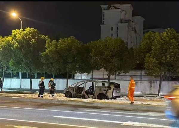 us 机器人因「手」再次延期；理想回应 MEGA 起火事件 极客早知道mg不朽情缘游戏网站登录ChatGPT 上线「公司知识库」；Optim(图2)